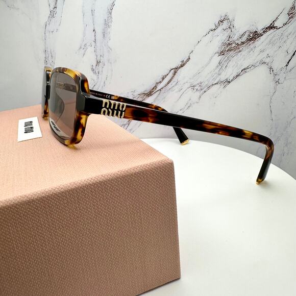 New MIU MIU Sunglasses Brown Square Tortoise Rectangular Gold Logo Authentic - Picture 12 of 16
